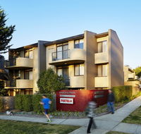 Manuka Park Serviced Apartments - Kawana Tourism