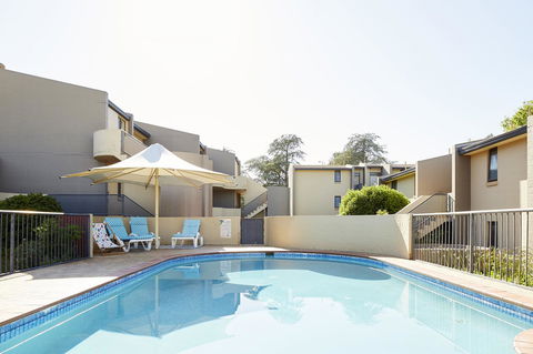 Manuka Park Serviced Apartments - Kawana Tourism 31