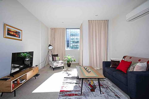 Spacious 1BR Stylish New Acton Apartment +Parking - Kawana Tourism 20