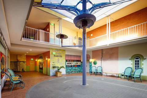 Quality Hotel Dickson - Kawana Tourism 11