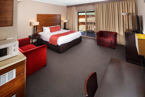 Quality Hotel Dickson - Kawana Tourism 15