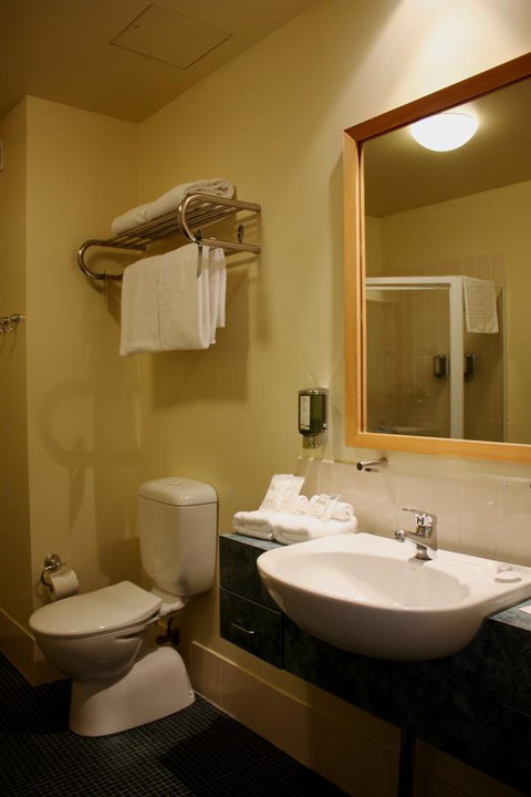 Quality Hotel Dickson - Kawana Tourism 20