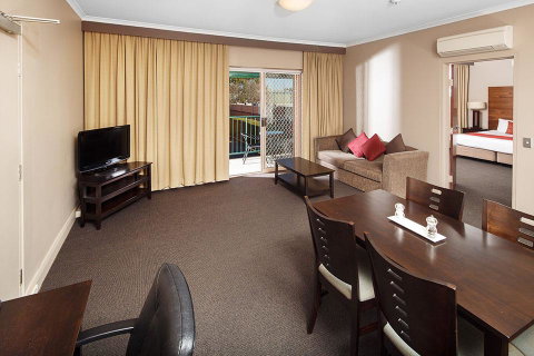 Quality Hotel Dickson - Kawana Tourism 23