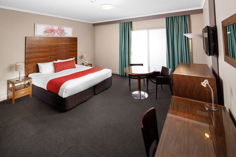 Quality Hotel Dickson - Kawana Tourism 13