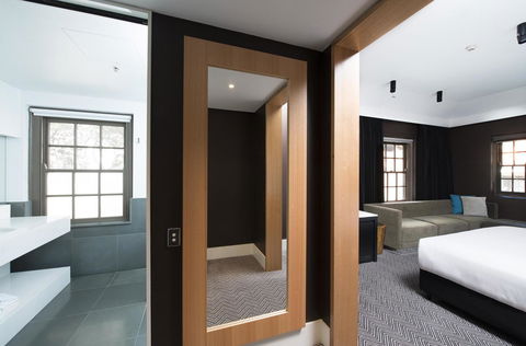 Peppers Gallery Hotel - Kawana Tourism 44