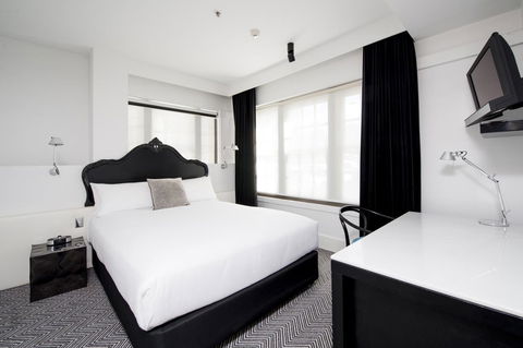 Peppers Gallery Hotel - Kawana Tourism 26