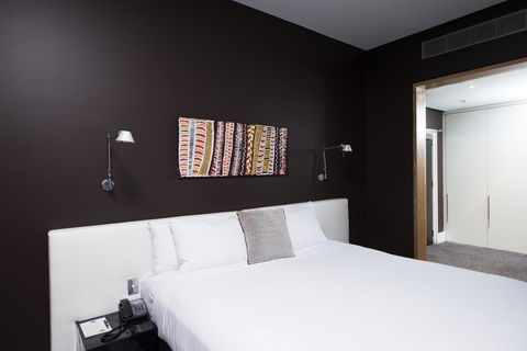 Peppers Gallery Hotel - Kawana Tourism 42