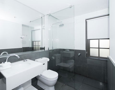 Peppers Gallery Hotel - Kawana Tourism 22