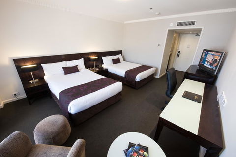 Hotel Grand Chancellor Adelaide - Kawana Tourism 1