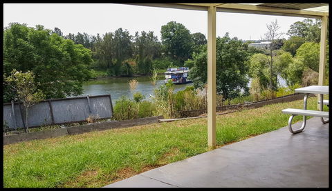 Windsor Terrace Motel - Kawana Tourism 7
