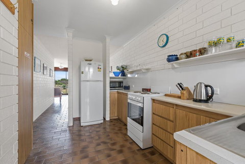 Sun & Surf Aldinga Beach Apartment - Kawana Tourism 7