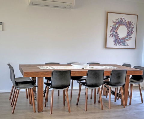 Emu Bay Holiday Homes - Kawana Tourism 0