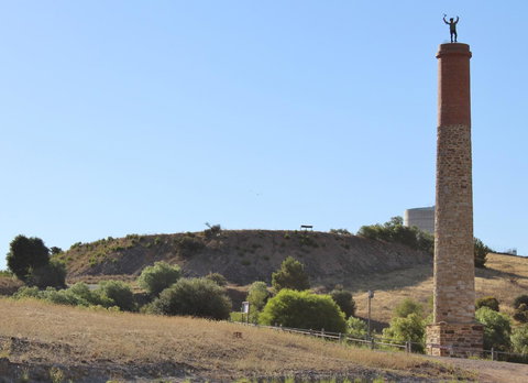 Hillside Cottage - Kawana Tourism 10