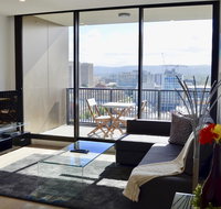 Whitmore SQ - Kawana Tourism