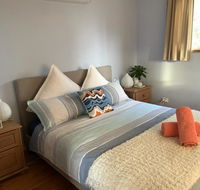 Moana Beach Sunset Holiday Accommodation - Kawana Tourism