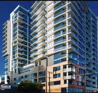 Resort Style Luxury City Apartment  Free Car Parking - Kawana Tourism