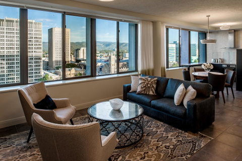 Suite 11 Victoria Square - Kawana Tourism 5