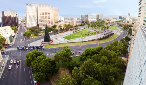 Suite 11 Victoria Square - Kawana Tourism 16