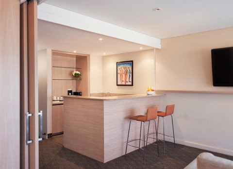 The Terrace Hotel Adelaide - Kawana Tourism 9