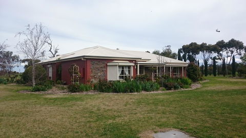 Gaerwood B&B - Kawana Tourism 15