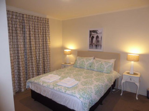 Adelaide City Apartment - 3br, 2bath & Carpark - Kawana Tourism 9