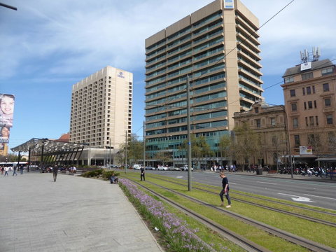 Adelaide City Apartment - 3br, 2bath & Carpark - Kawana Tourism 43