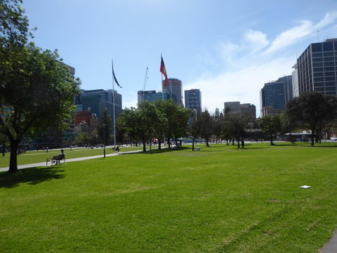 Adelaide City Apartment - 3br, 2bath & Carpark - Kawana Tourism 32