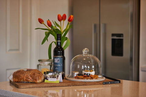 Barossa Bed & Breakfast - Kawana Tourism 8