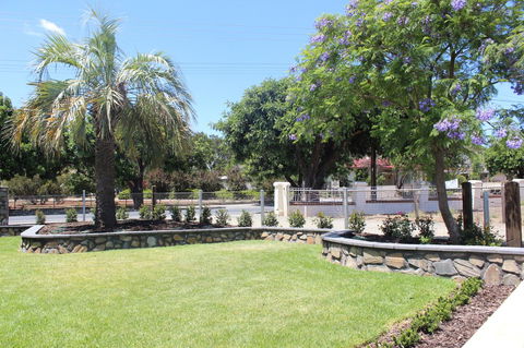 Barossa Bed & Breakfast - Kawana Tourism 13