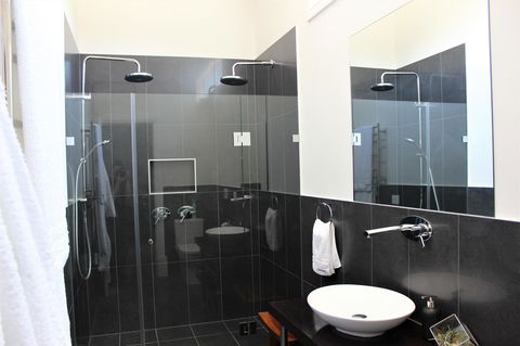 Barossa Bed & Breakfast - Kawana Tourism 5