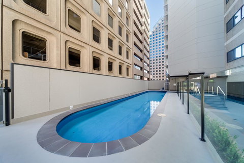 York Apartments On Grenfell - Kawana Tourism 17