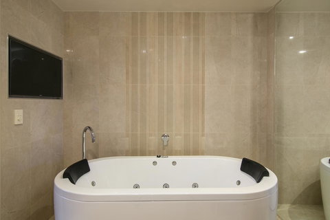 Arkaba Hotel - Kawana Tourism 38