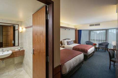 Arkaba Hotel - Kawana Tourism 2