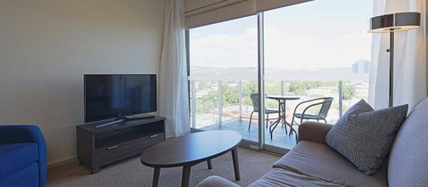 Hume Serviced Apartments - Kawana Tourism 3