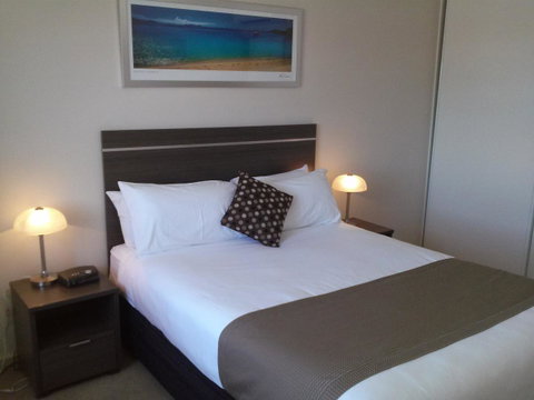 Hume Serviced Apartments - Kawana Tourism 27