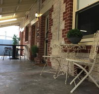 Two Cow Cottage Bed  Breakfast - Kawana Tourism