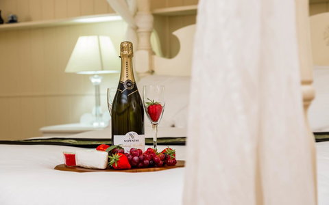 Victor Apartments - Kawana Tourism 31