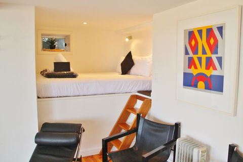 Victor Apartments - Kawana Tourism 1