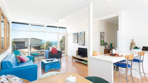 Victor Apartments - Kawana Tourism 8