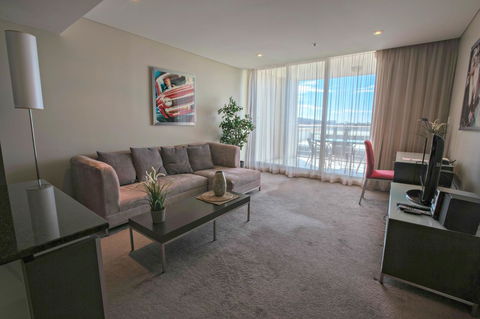 Adelaide DressCircle Apartments - North Terrace - Kawana Tourism 26