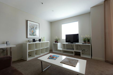 Adelaide DressCircle Apartments - North Terrace - Kawana Tourism 13