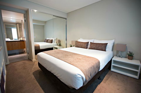 Adelaide DressCircle Apartments - North Terrace - Kawana Tourism 11