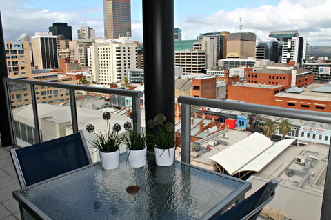 Adelaide DressCircle Apartments - North Terrace - Kawana Tourism 25