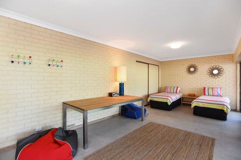 Port Of Call - Port Willunga - C21 SouthCoast Holidays - Kawana Tourism 21