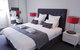 Spacious 4 BR And 2 Bathrooms City Apartment - thumb 3