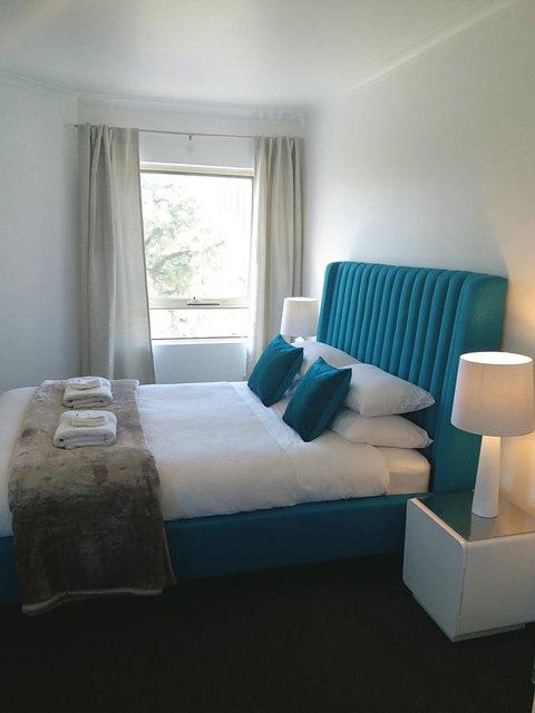 Spacious 4 BR And 2 Bathrooms City Apartment - Kawana Tourism 11