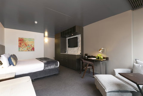 The Soho Hotel - Kawana Tourism 24