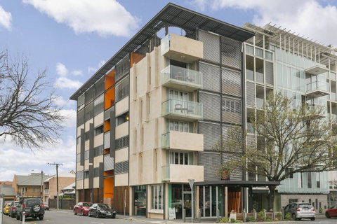 The Soho Hotel - Kawana Tourism 18