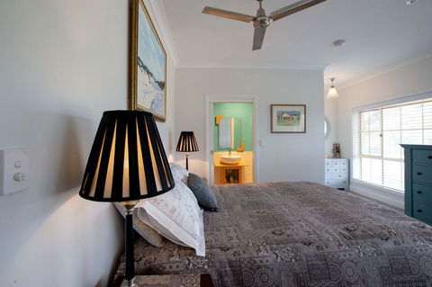 Angaston House - Kawana Tourism 4