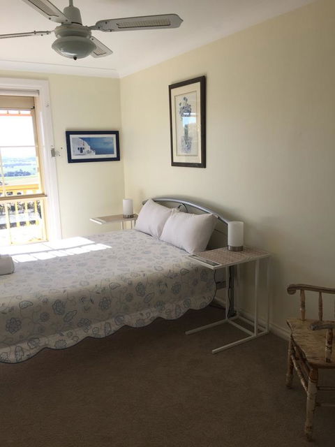 Angaston House - Kawana Tourism 10